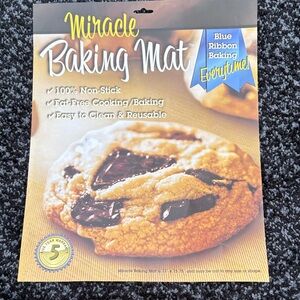 Miracle Non-Stick Baking Mat